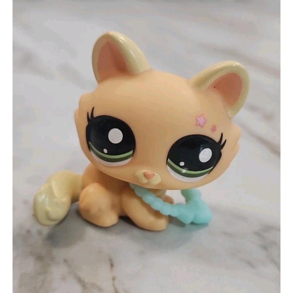2024 Hasbro Littlest Pet Shop LPS Advent Calender Apricot Crouching Cat #122